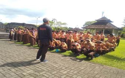 MI Maarif Menggelar Kegiatan Pramuka Pasca Pandemi